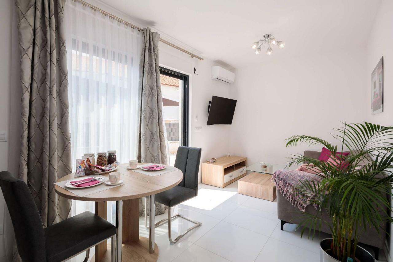 Apartment Flawless Трогир Екстериор снимка