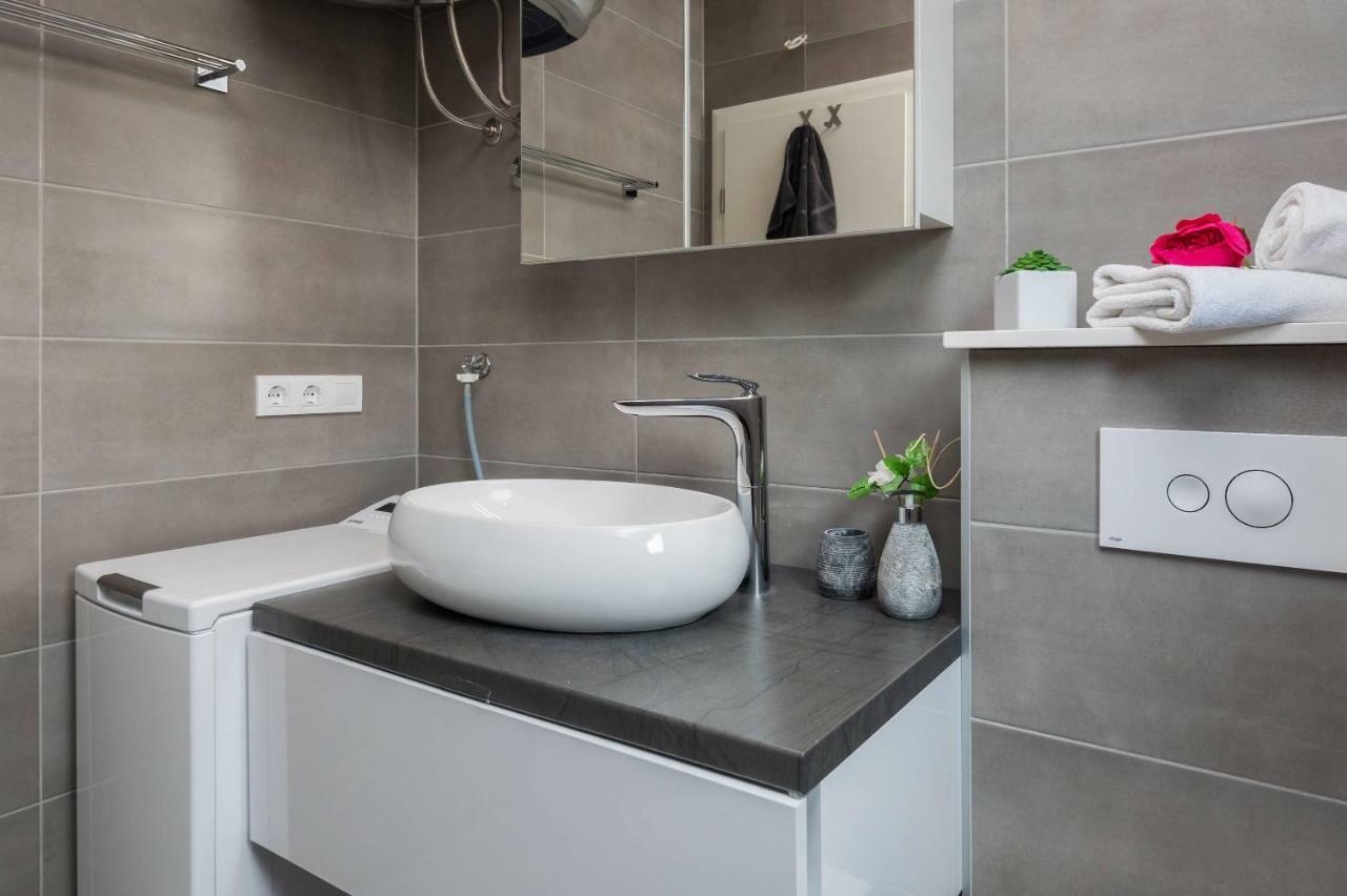 Apartment Flawless Трогир Екстериор снимка