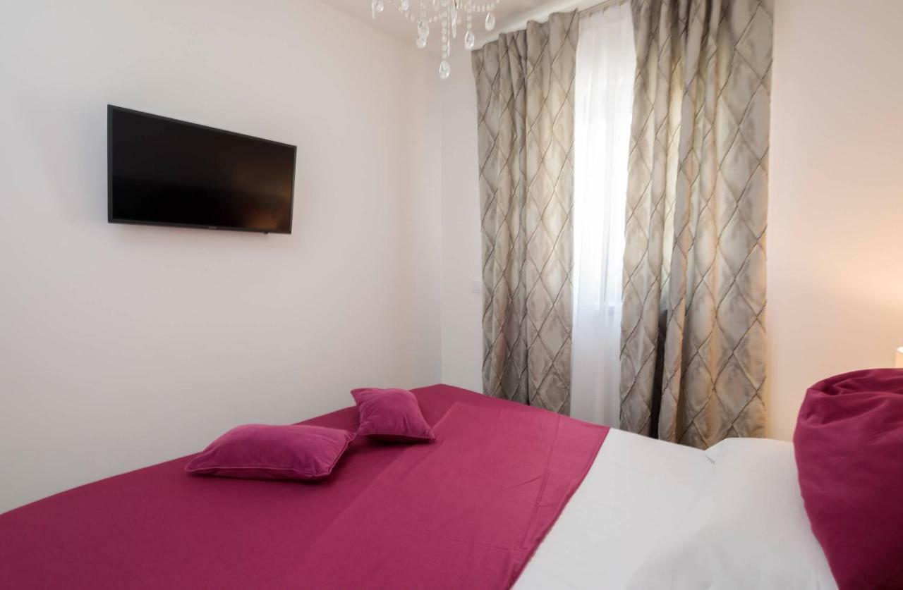Apartment Flawless Трогир Екстериор снимка